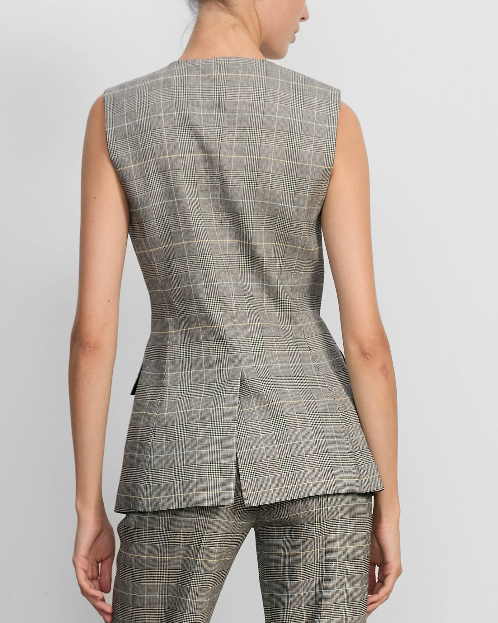 Lois Vest