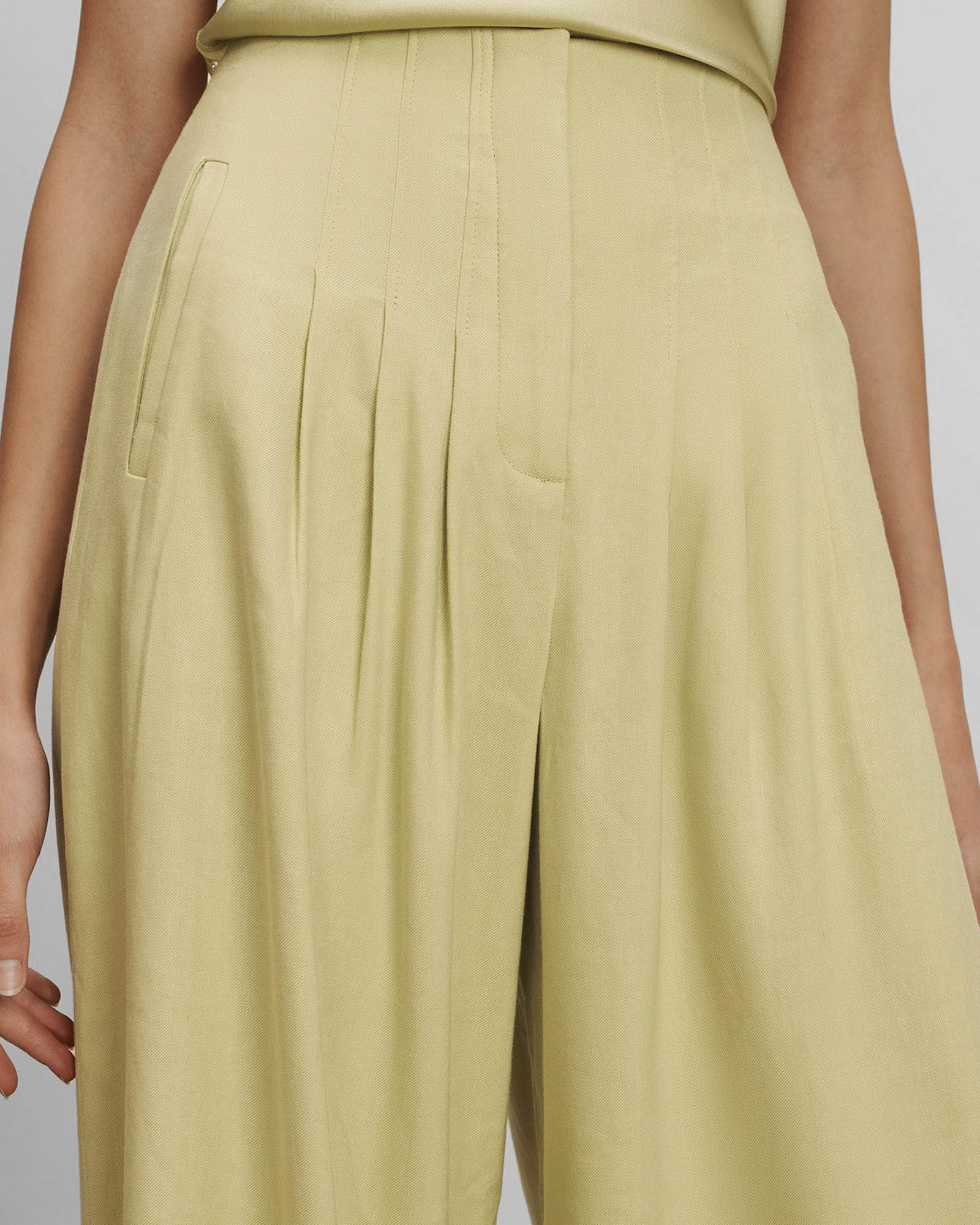 Hoyt Wide-Leg Pant
