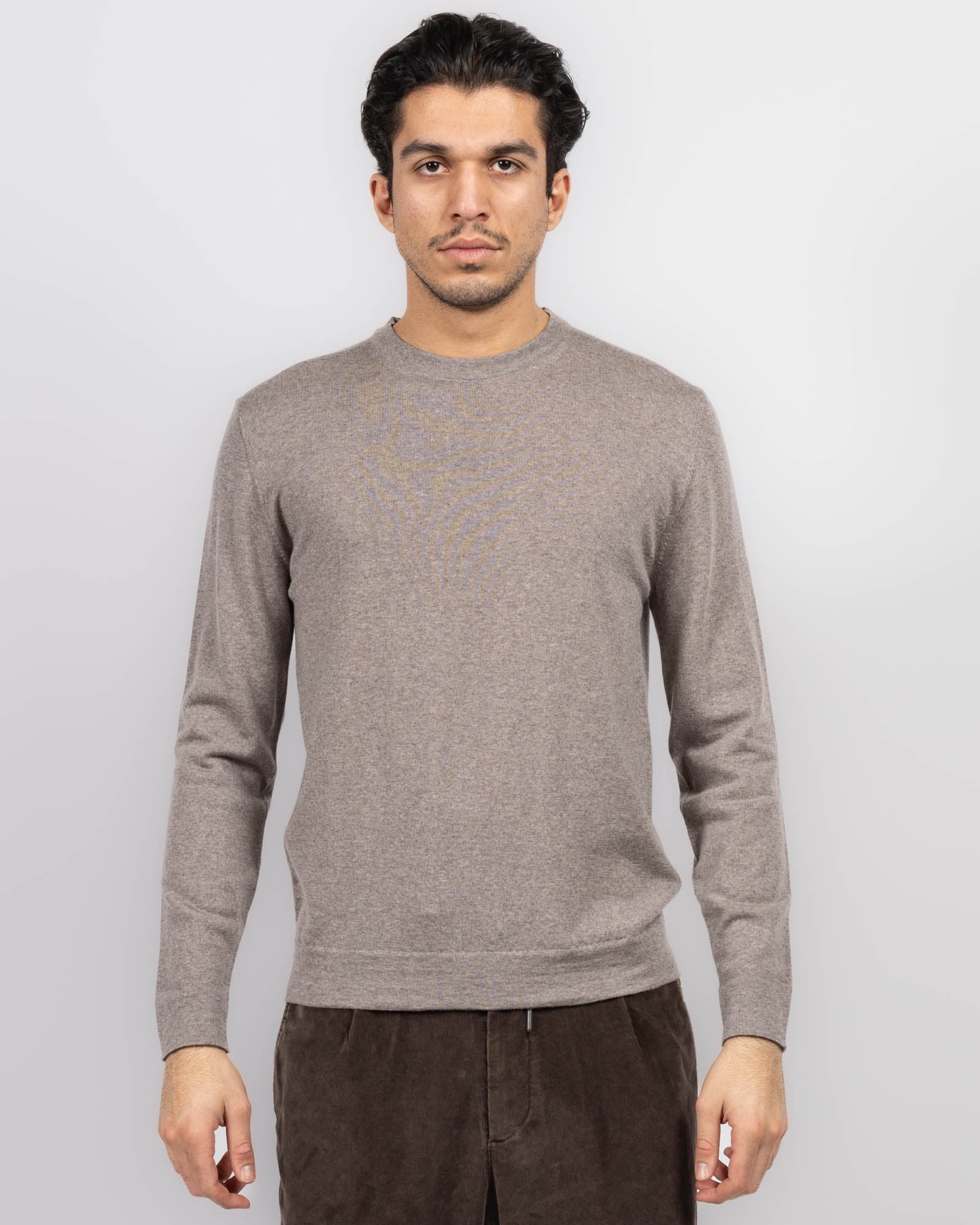 G011 Sweater