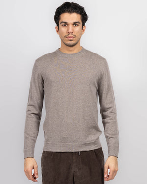 G011 Sweater
