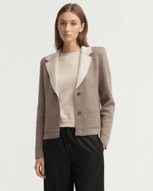 Davita Blazer