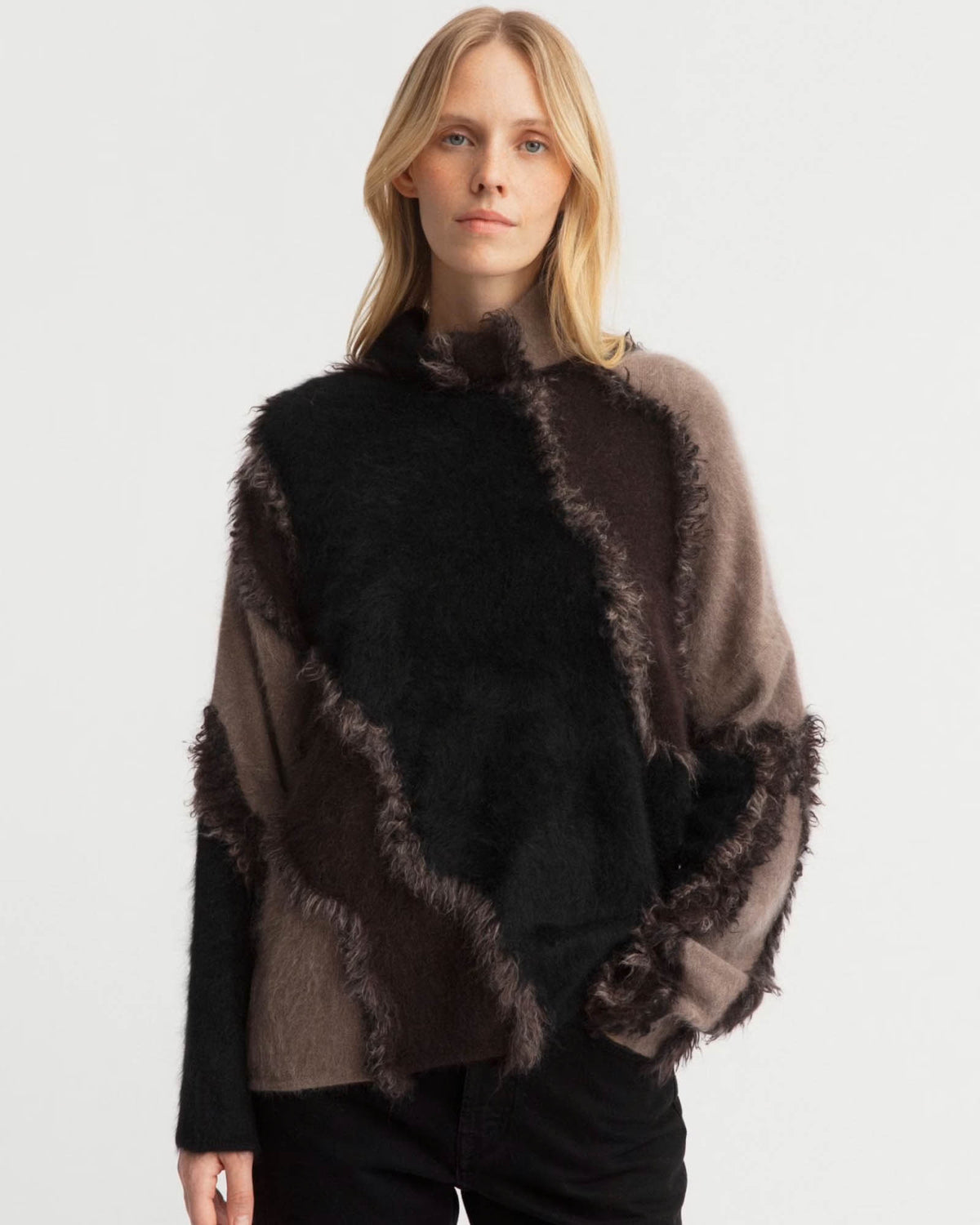 Tinaja Sweater