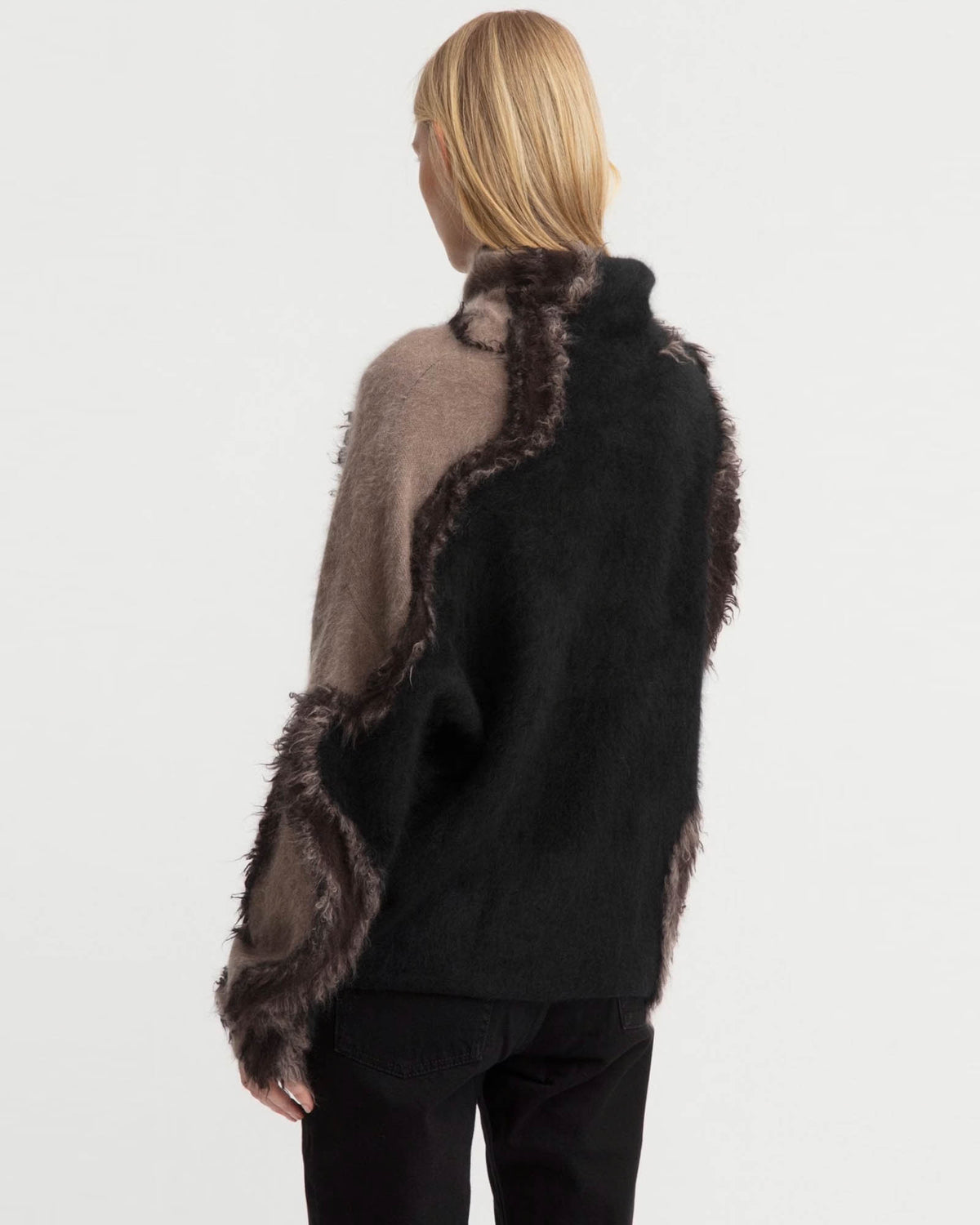 Tinaja Sweater