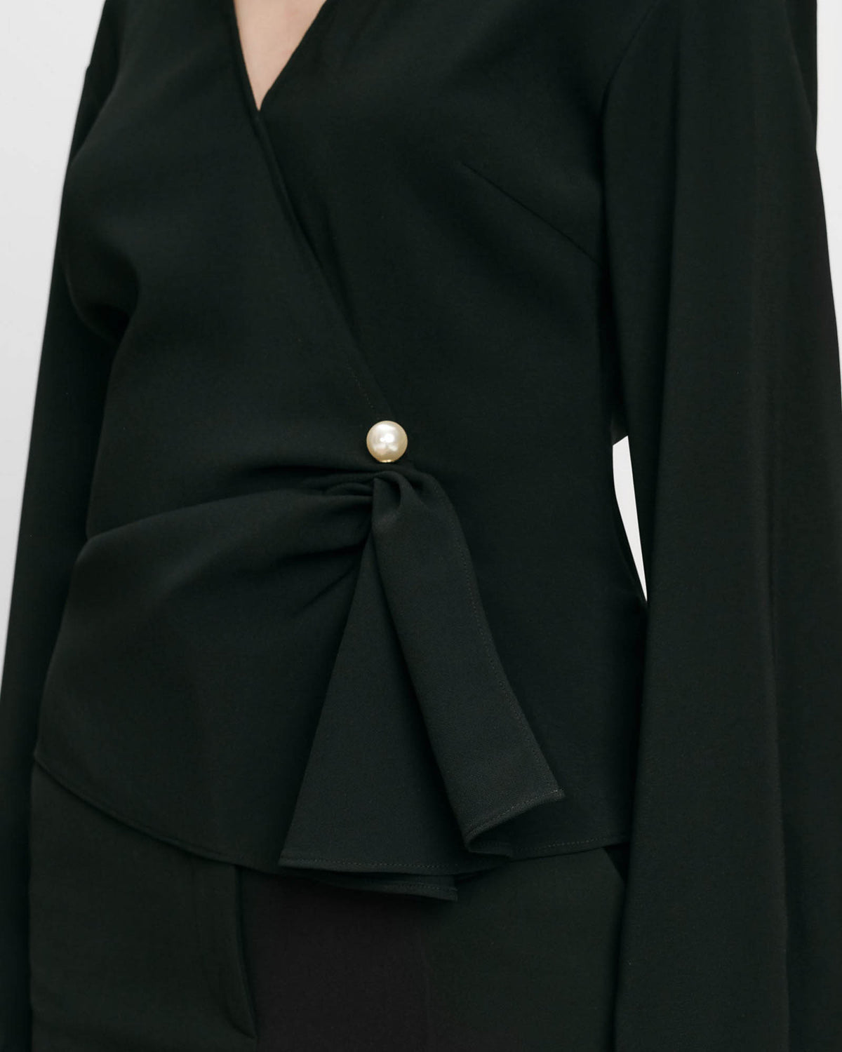 Drew Brooch Blouse