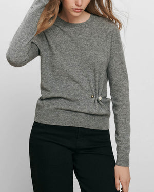 Frankie Brooch Pullover