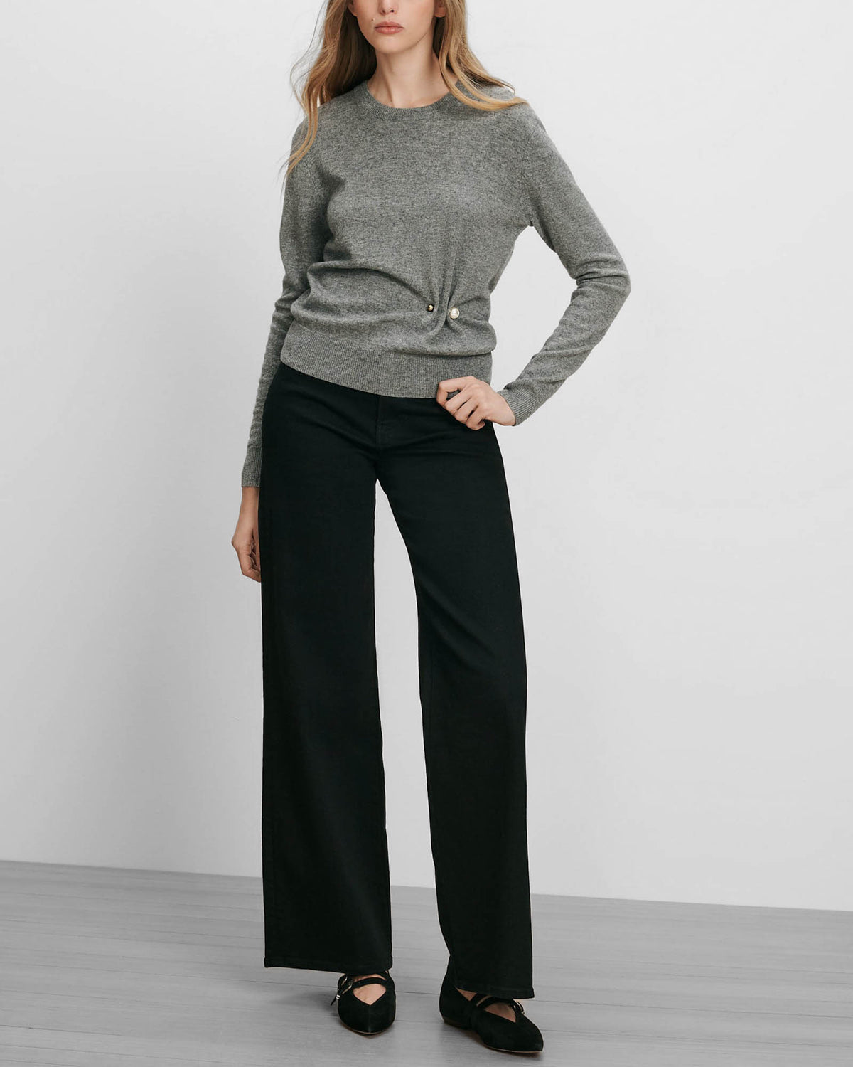 Frankie Brooch Pullover