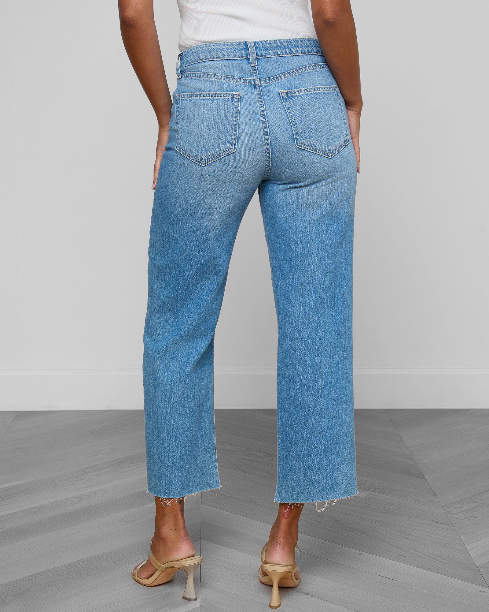 Wanda High Rise Crop Jean