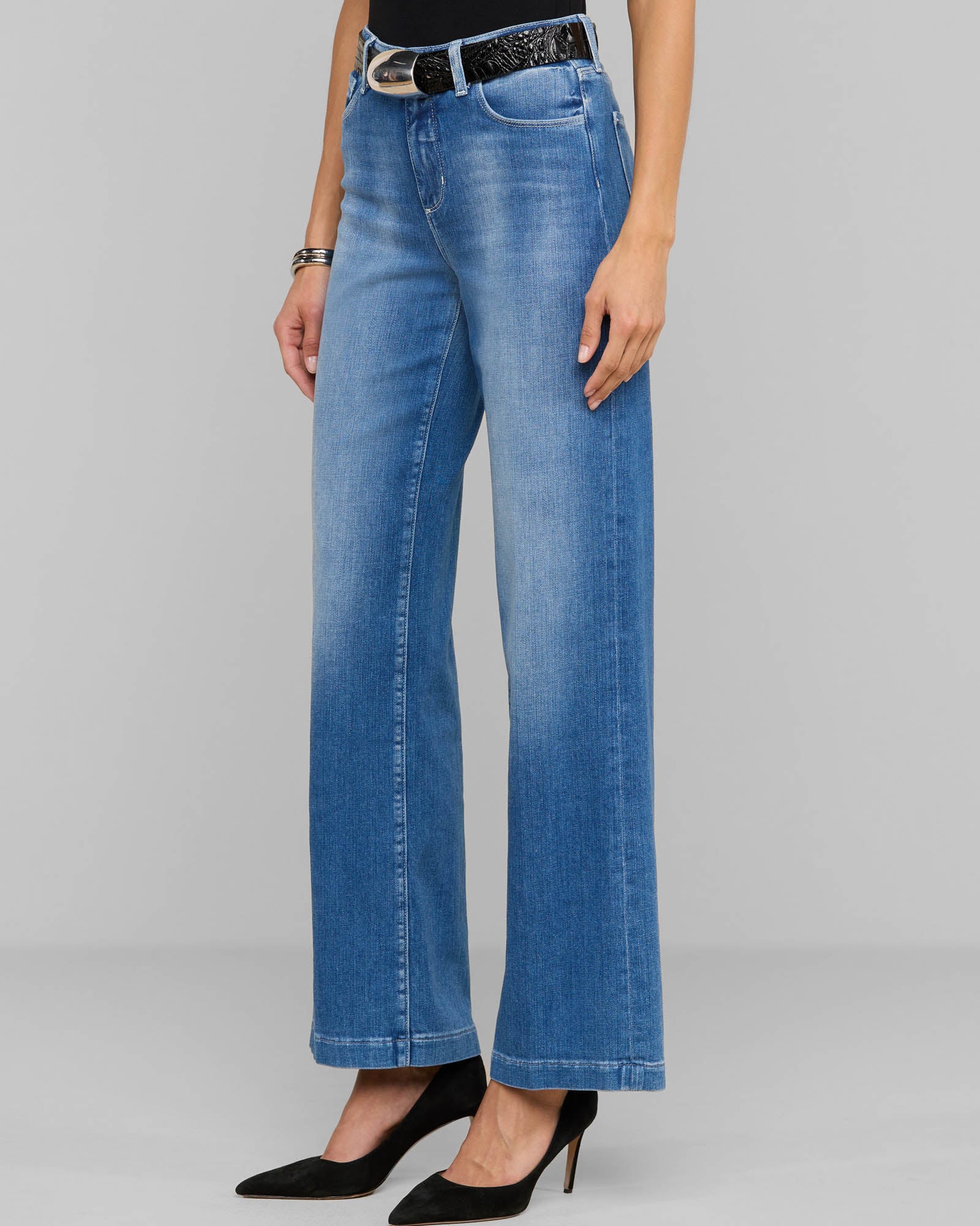 Scottie Wide-Leg Jean