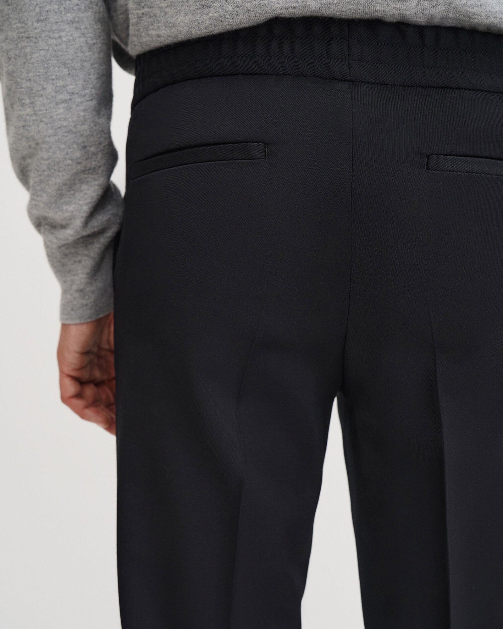 Pantalon court en tissu éponge