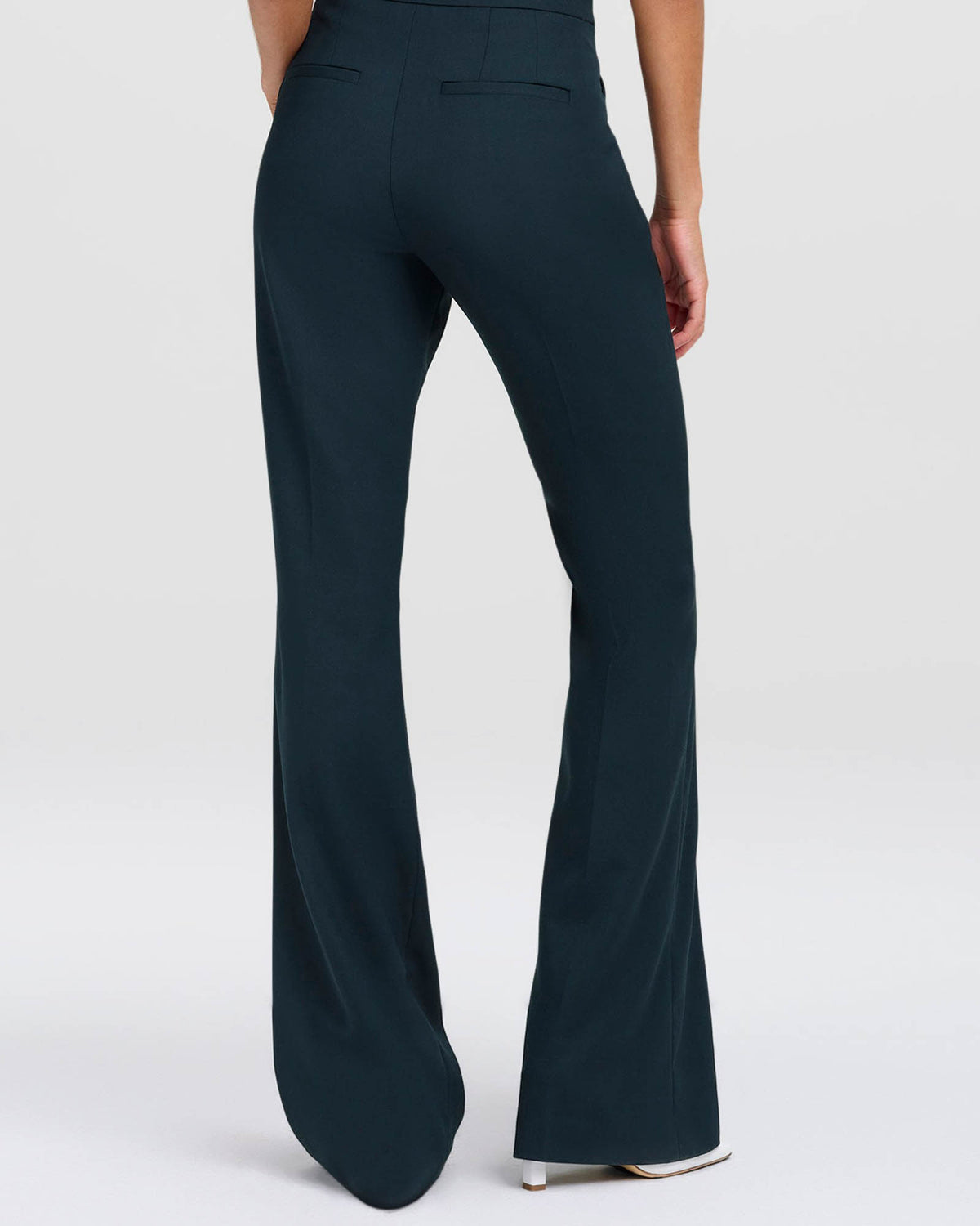 Sophie Pant