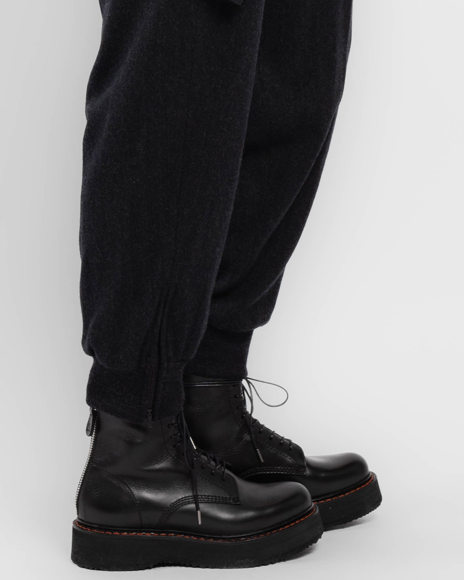 Pantalon à ourlet côtelé en U
