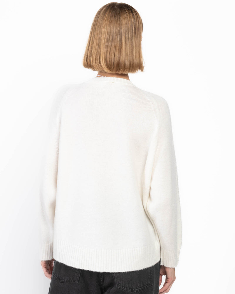 Round Neck Pullover