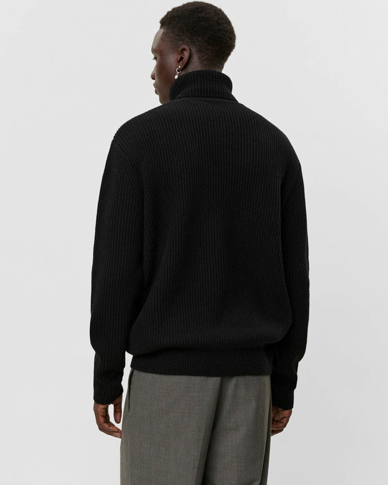 Eddie Roll-Neck Knit