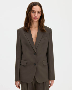 Delilah Blazer
