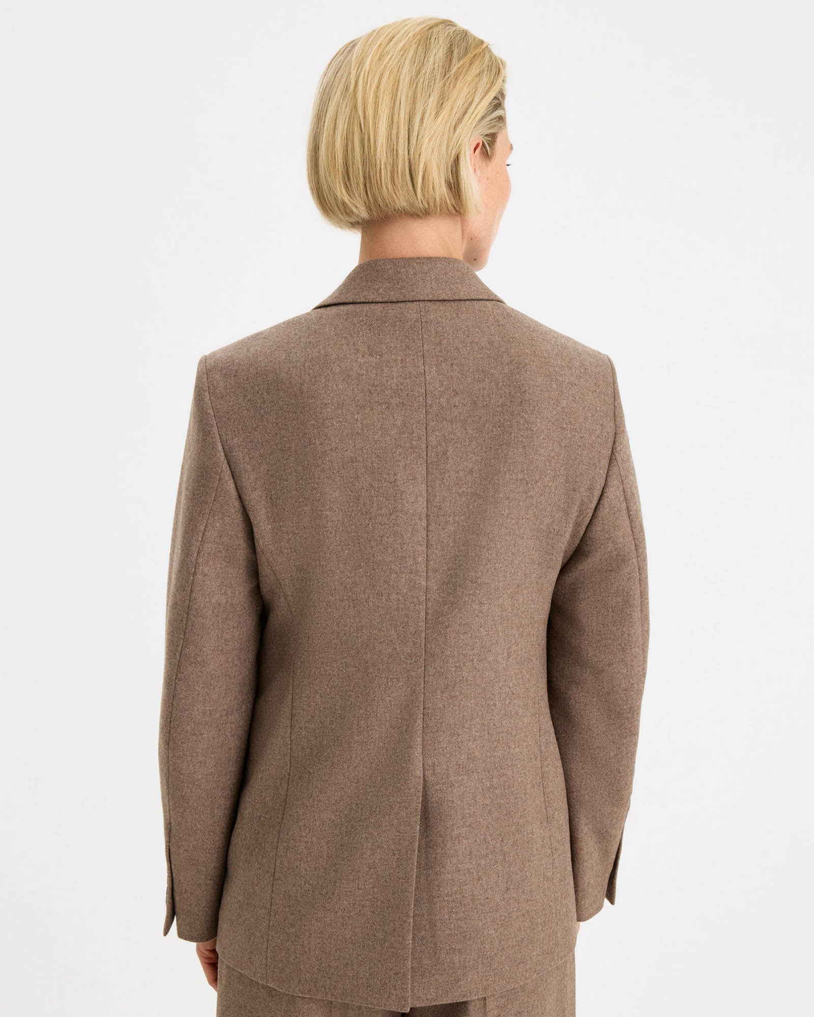 Delilah Blazer