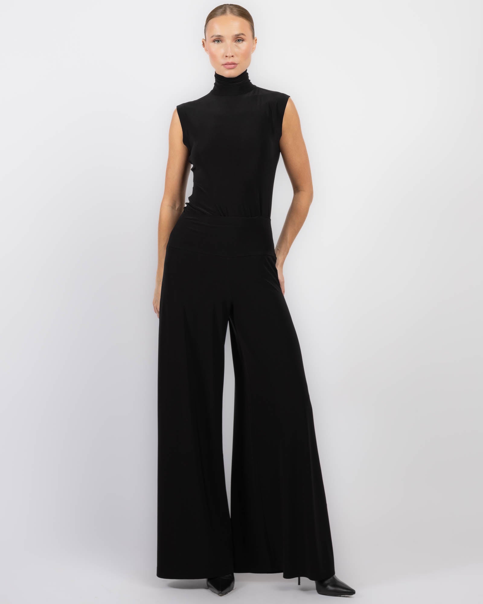 Sleeveless Turtleneck Top