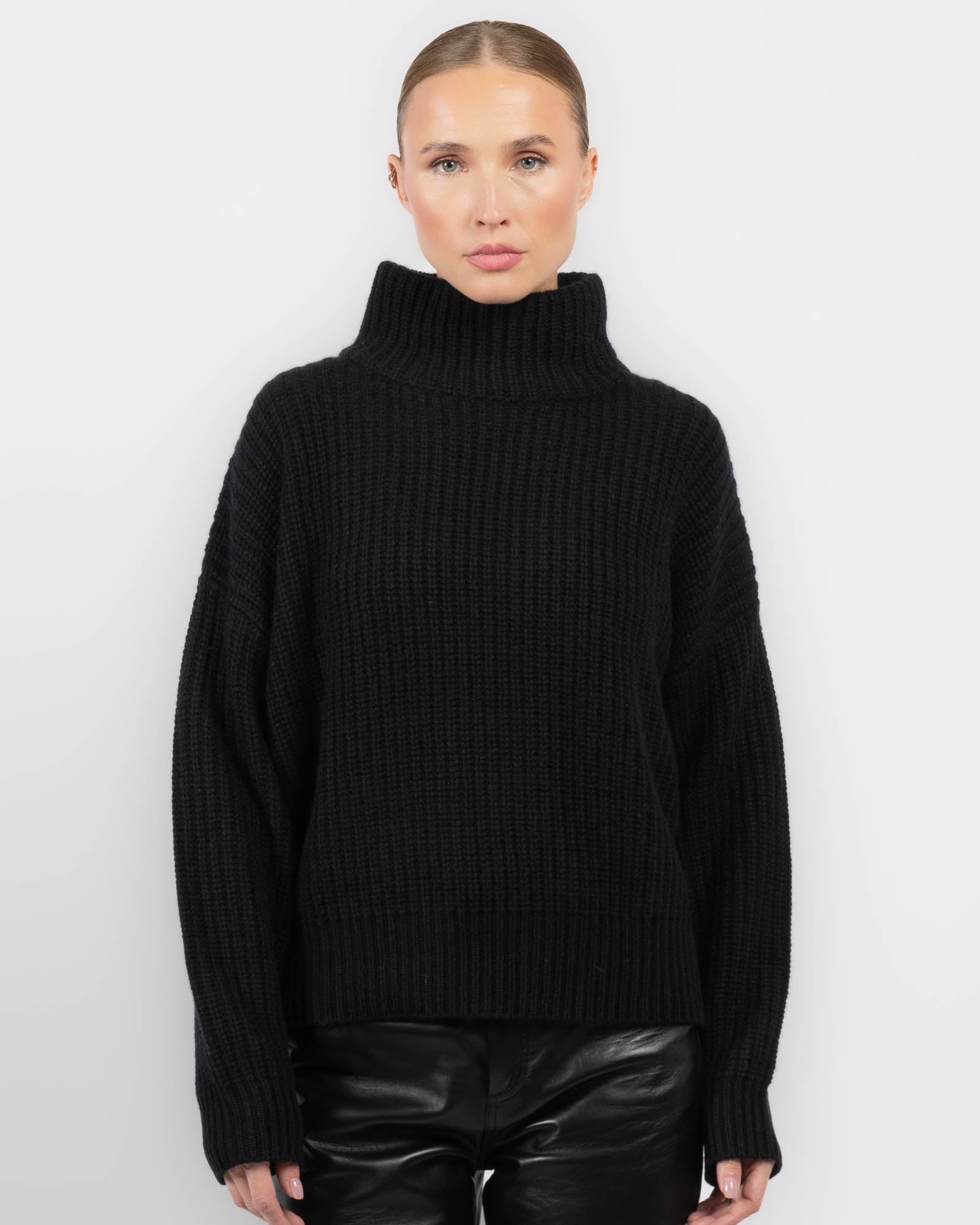 Julina Sweater