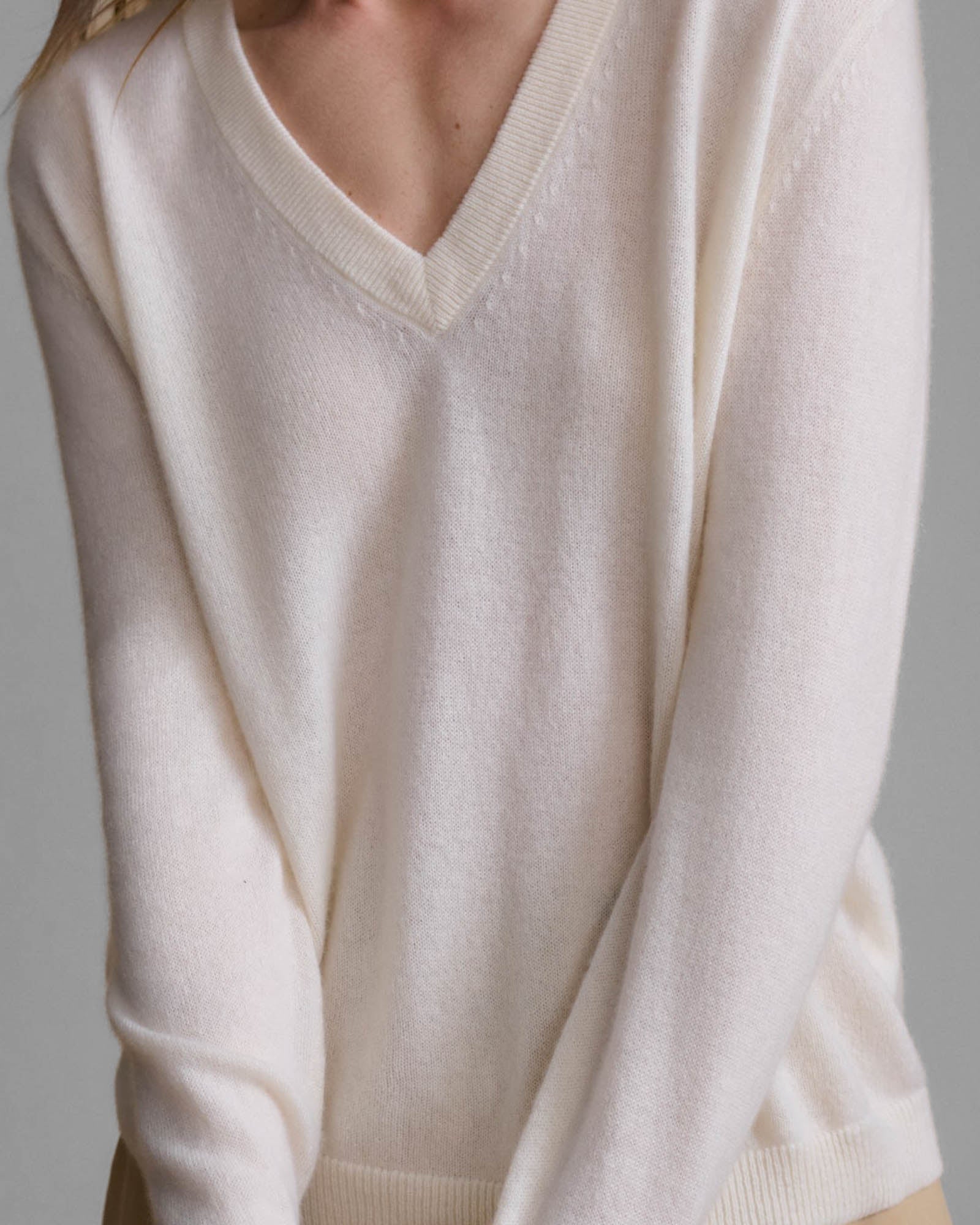 Flynn Cashmere V-Neck