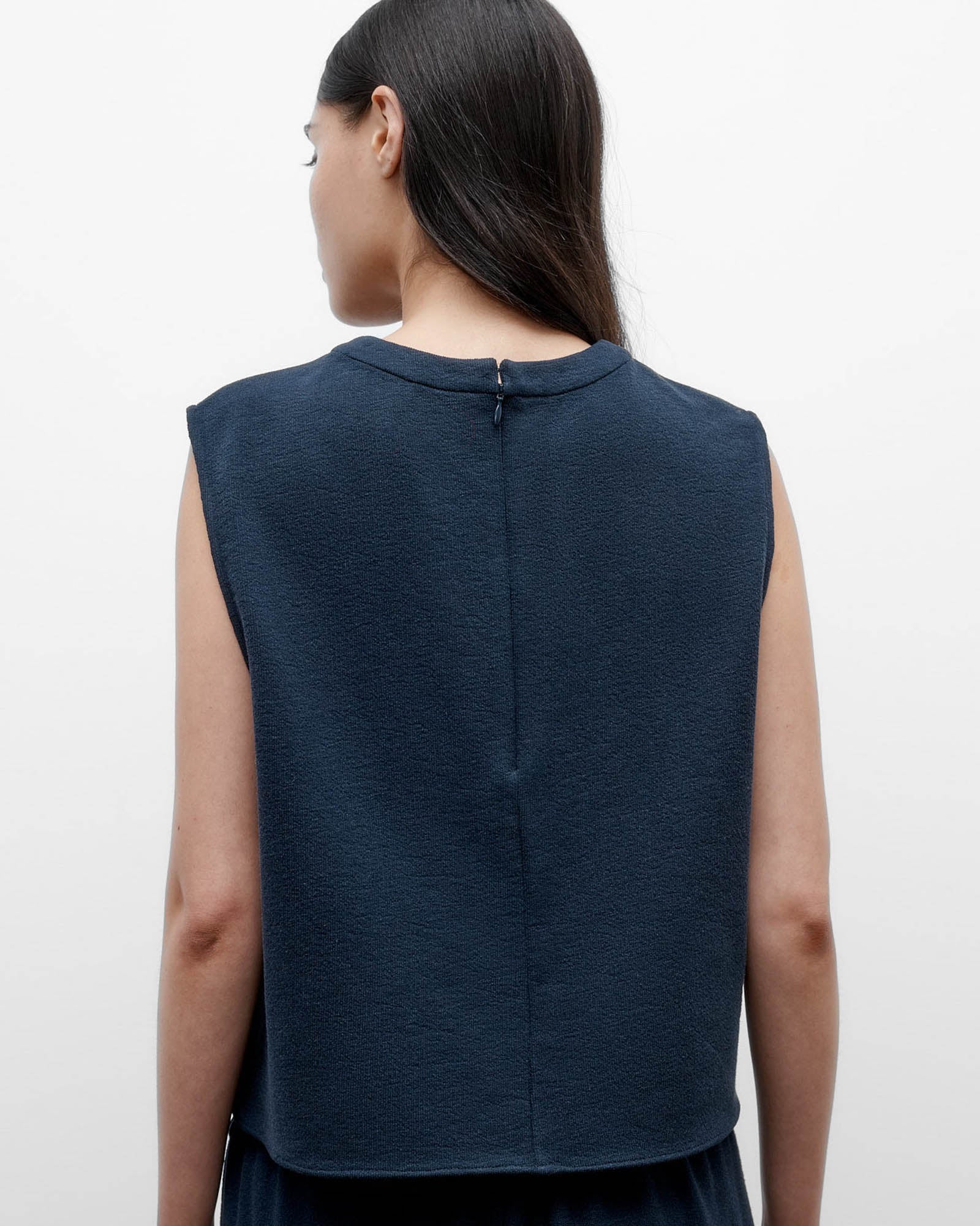 Crop Muscle Tank