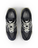 9060 Sneakers