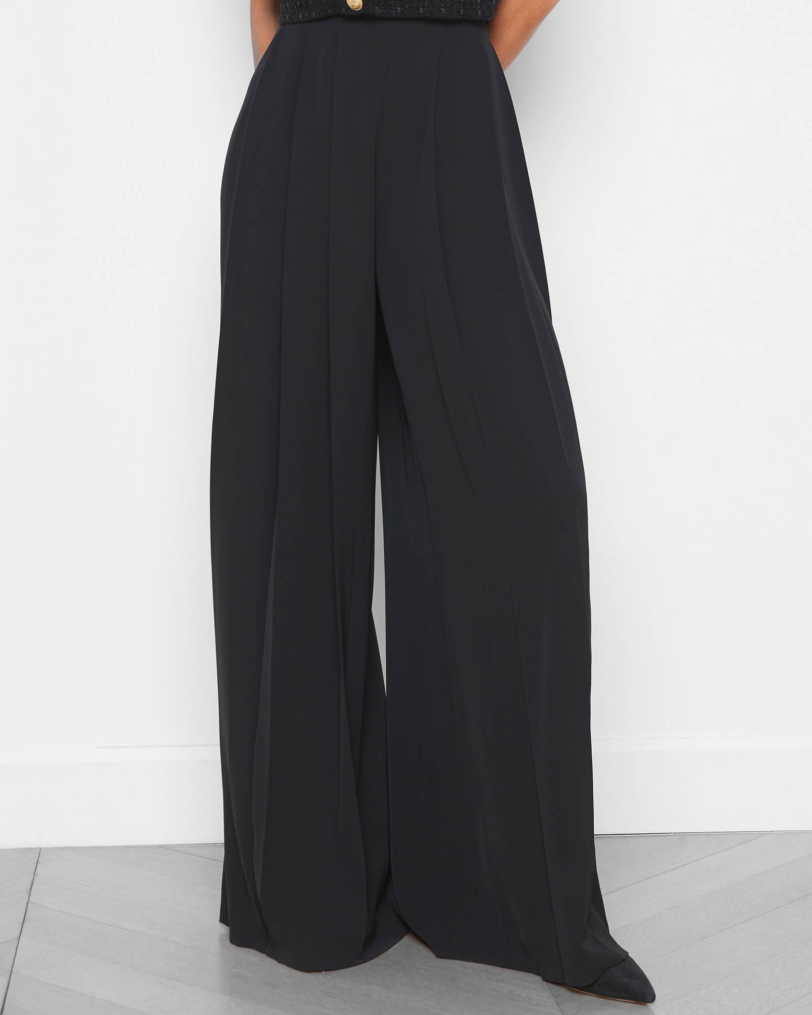 Nova Pleated Pants