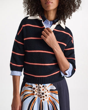 Sporty Statement Pullover