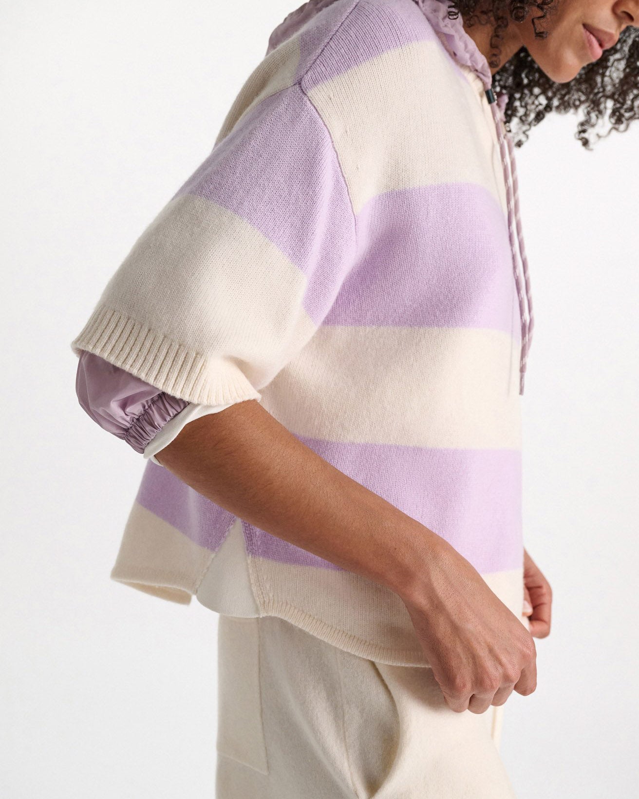 Modern Statements Top