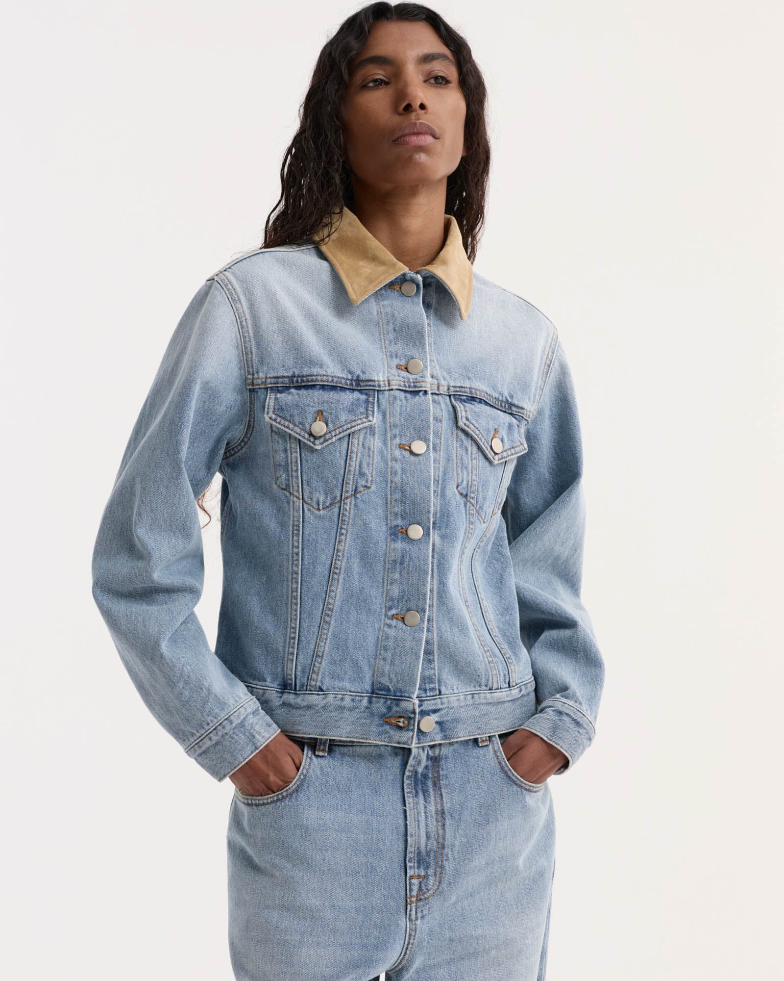 Suede Collar Fitted Denim Jacket