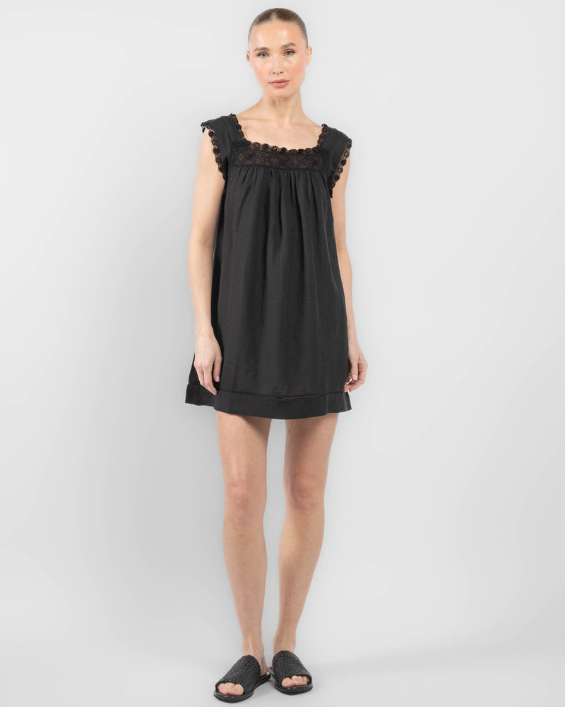 Almadia Dress
