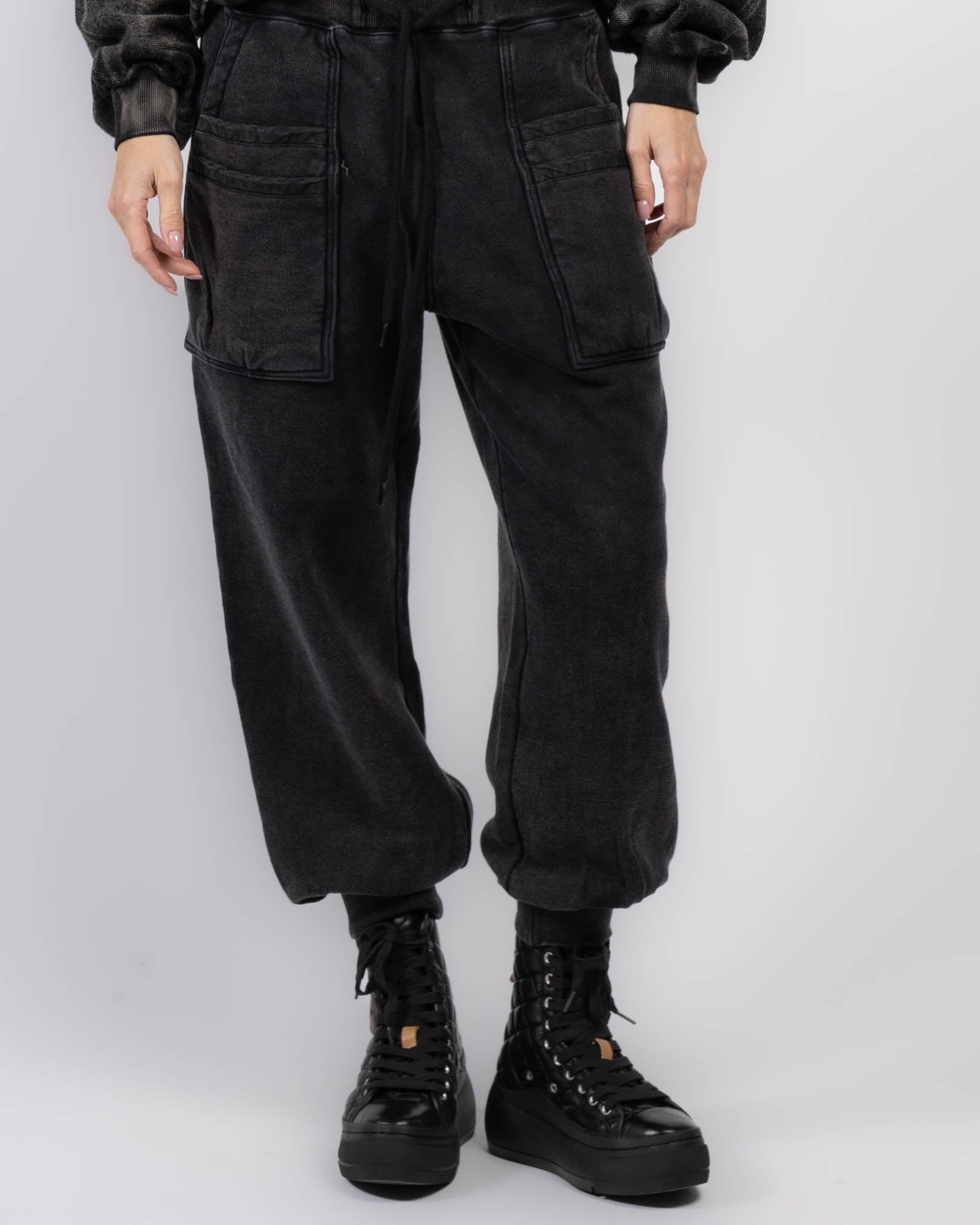 Layer Pocket Sweatpants