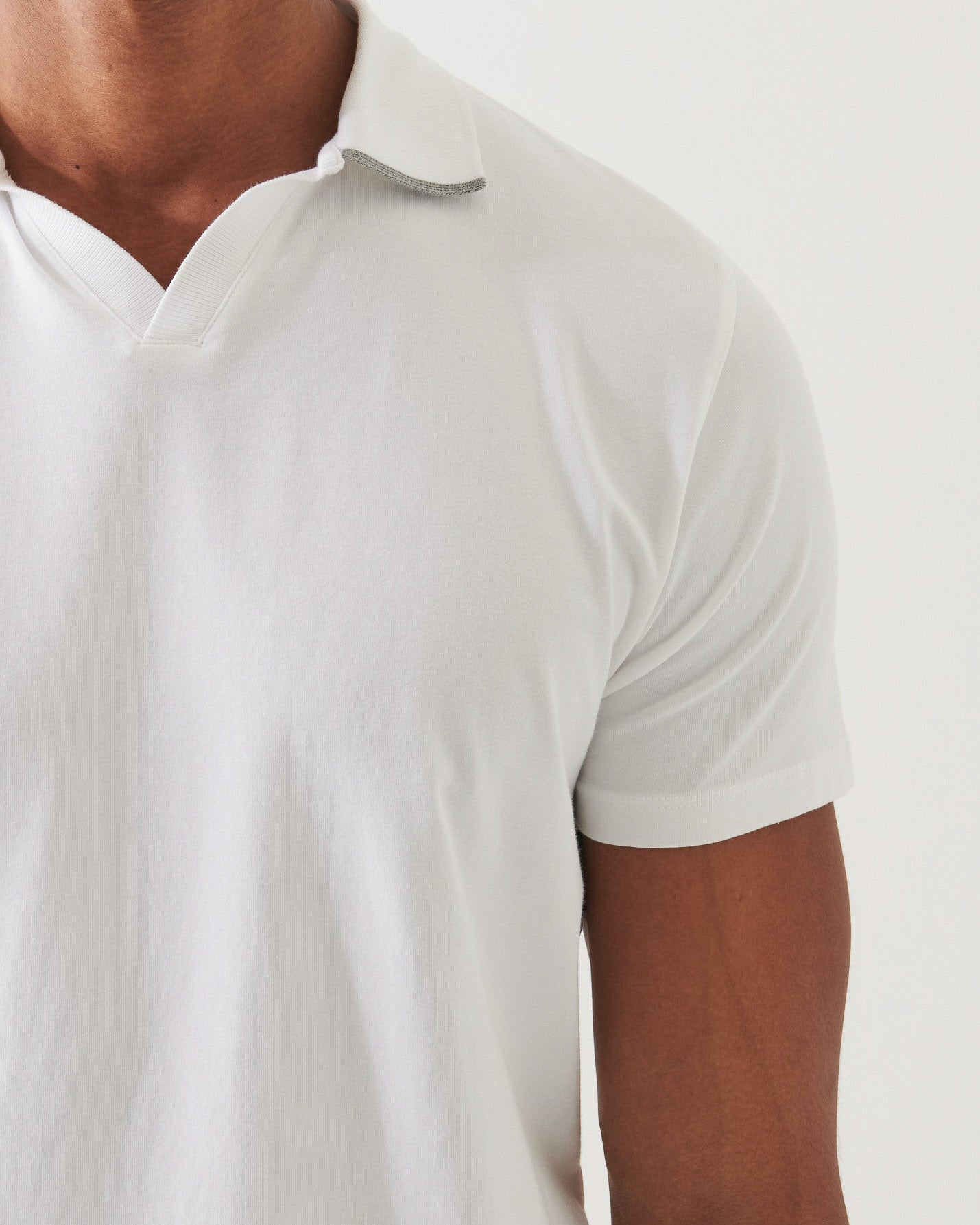 Stretch Tipped Open Polo