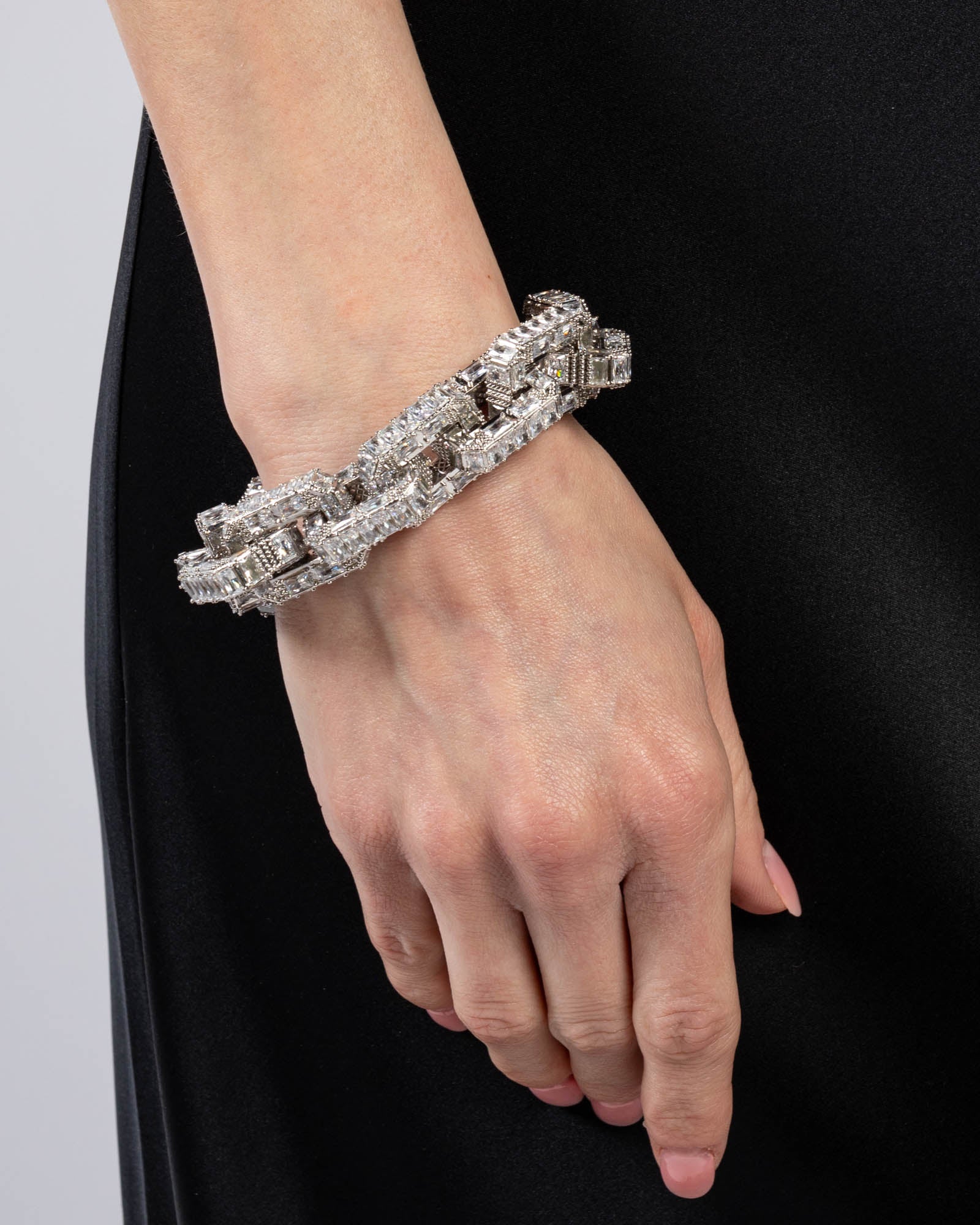 Large Estate Supra Link Bracelet