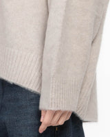 Pullover With High Edge