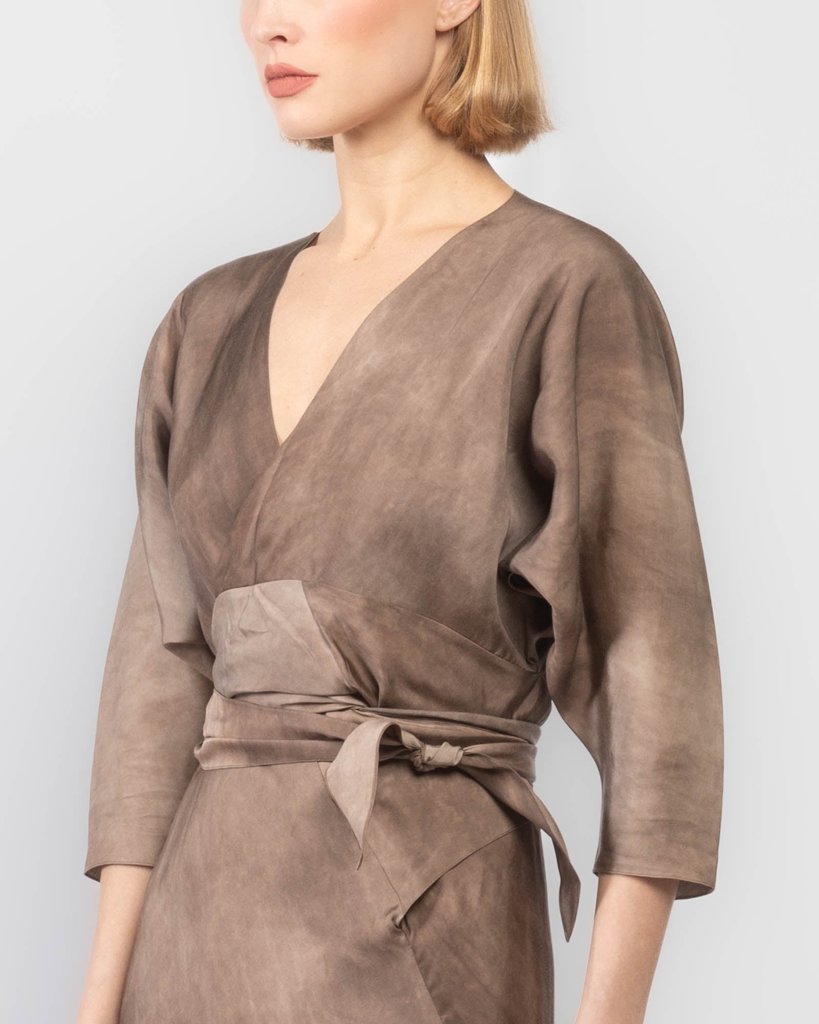 Robe Opalo