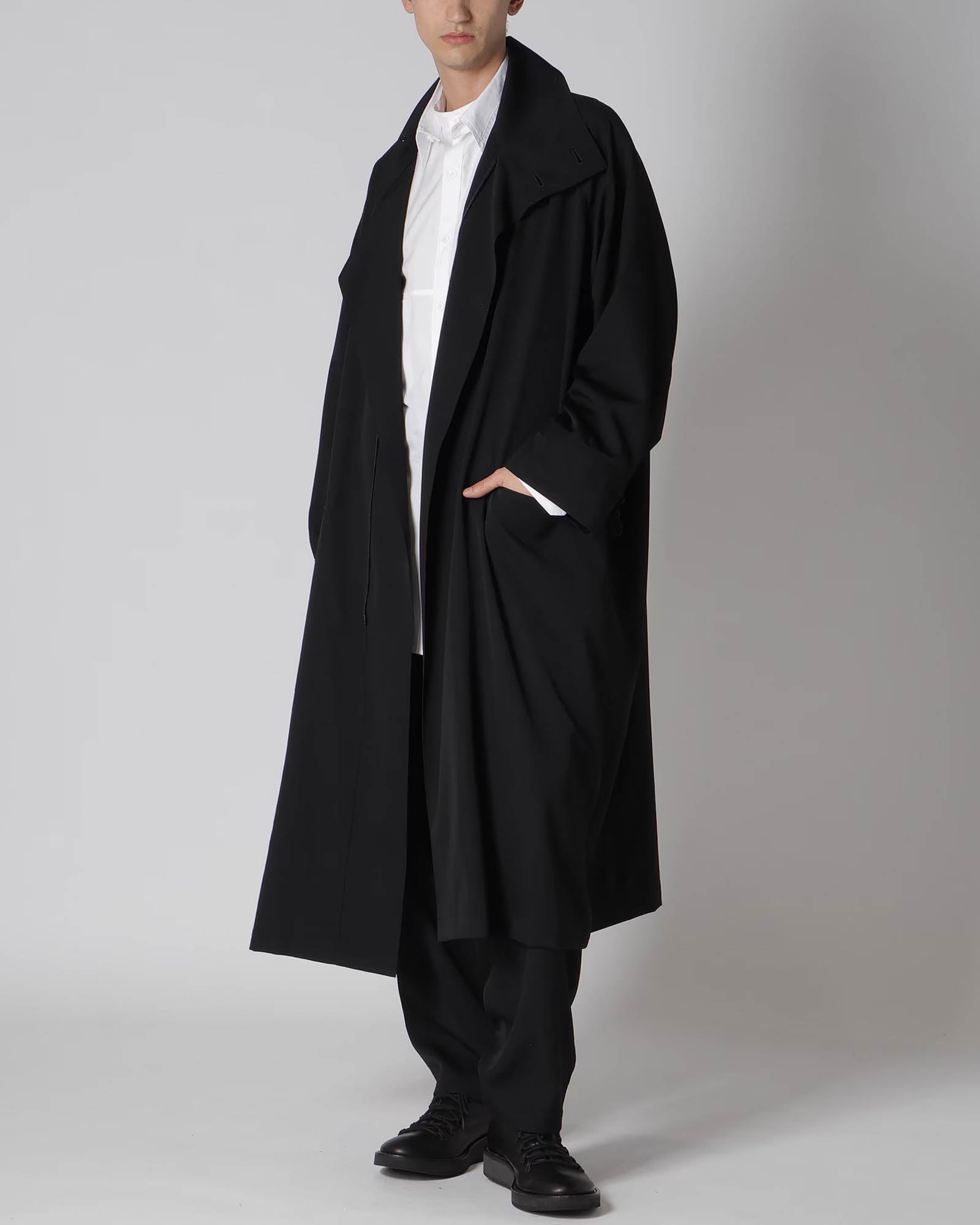 YOHJI YAMAMOTO Cross Zipper Coat TNT The New Trend Shop Luxury Fashion High End Designer Brands tntfashion
