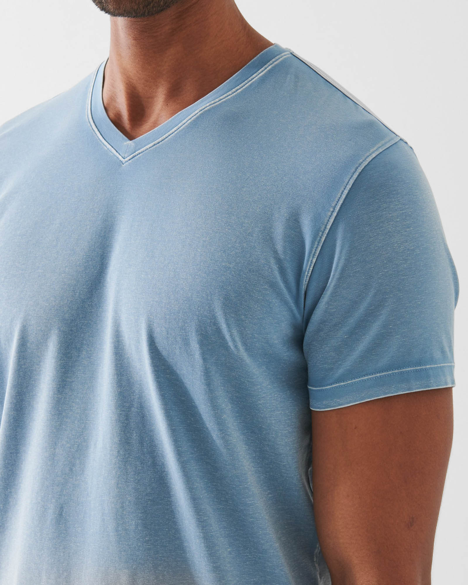 Short Sleeve Pima Old Wash V-Neck
