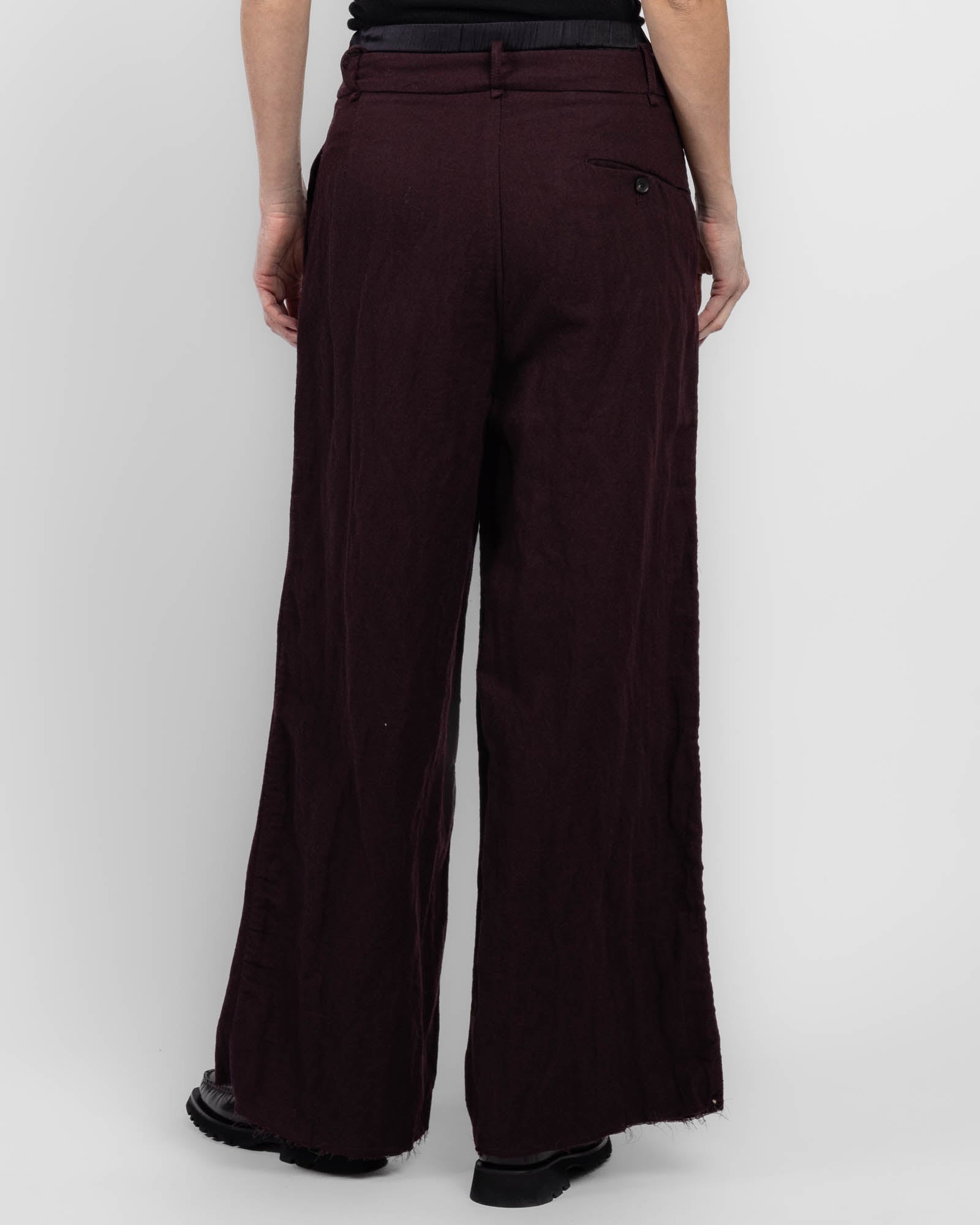 Over Leo Crumpled Pants
