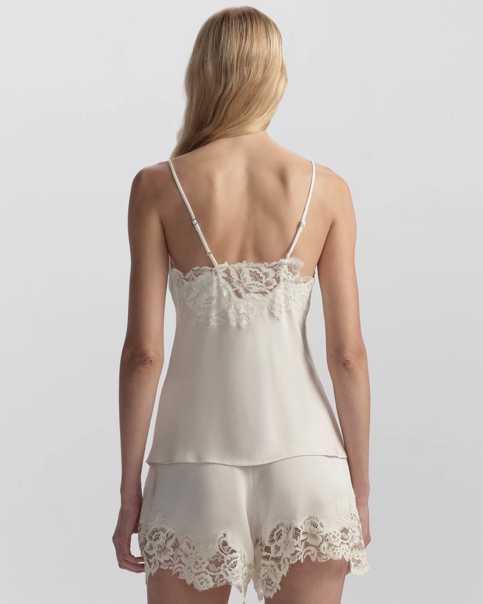 Hana Top