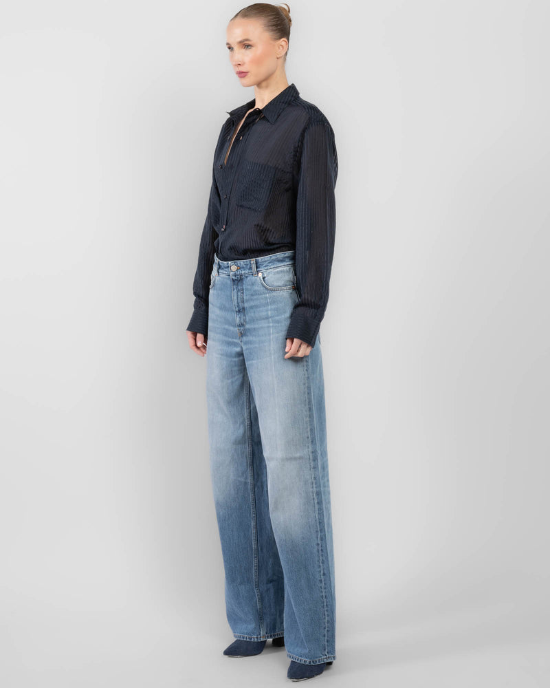 The Men's Shirt