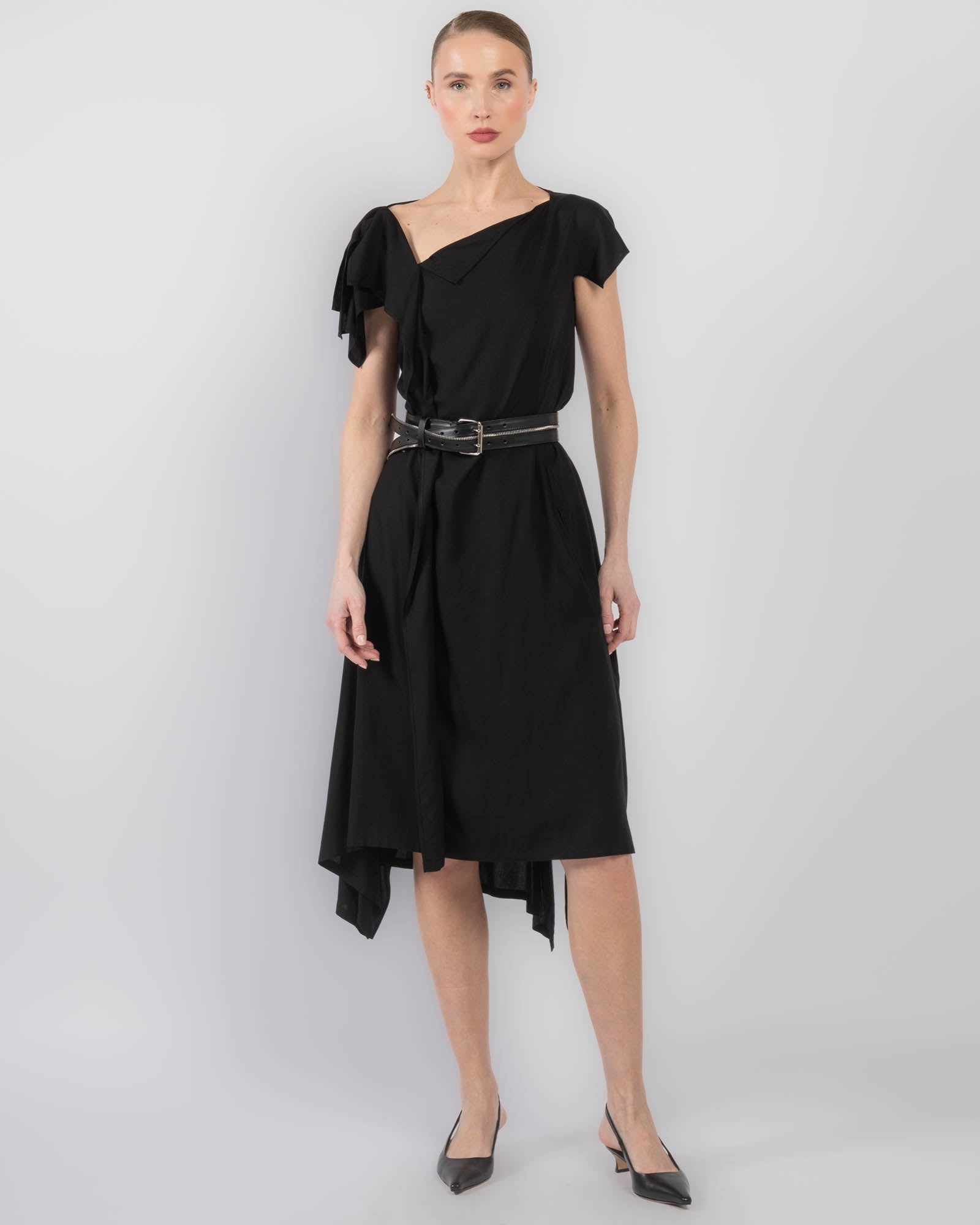 Robe à ourlet mouchoir en U