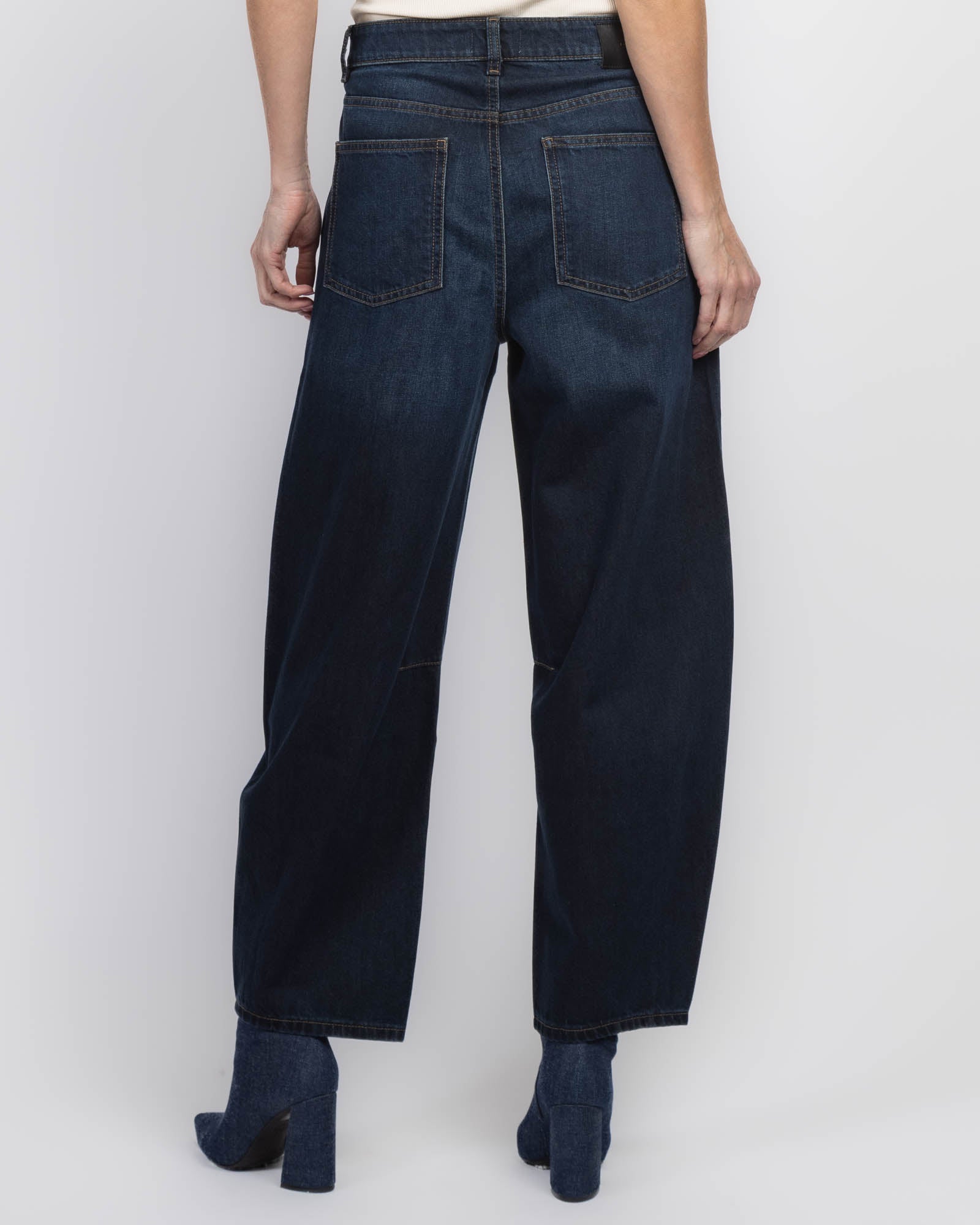 Miro Barrel Jeans
