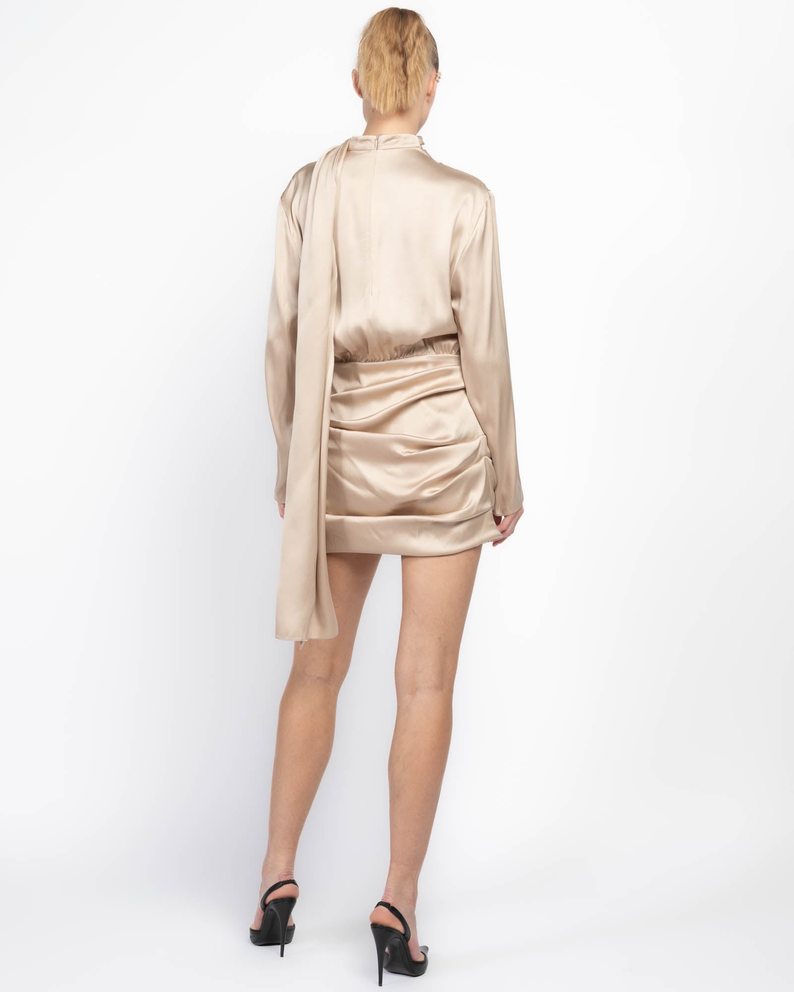 Robe à manches longues