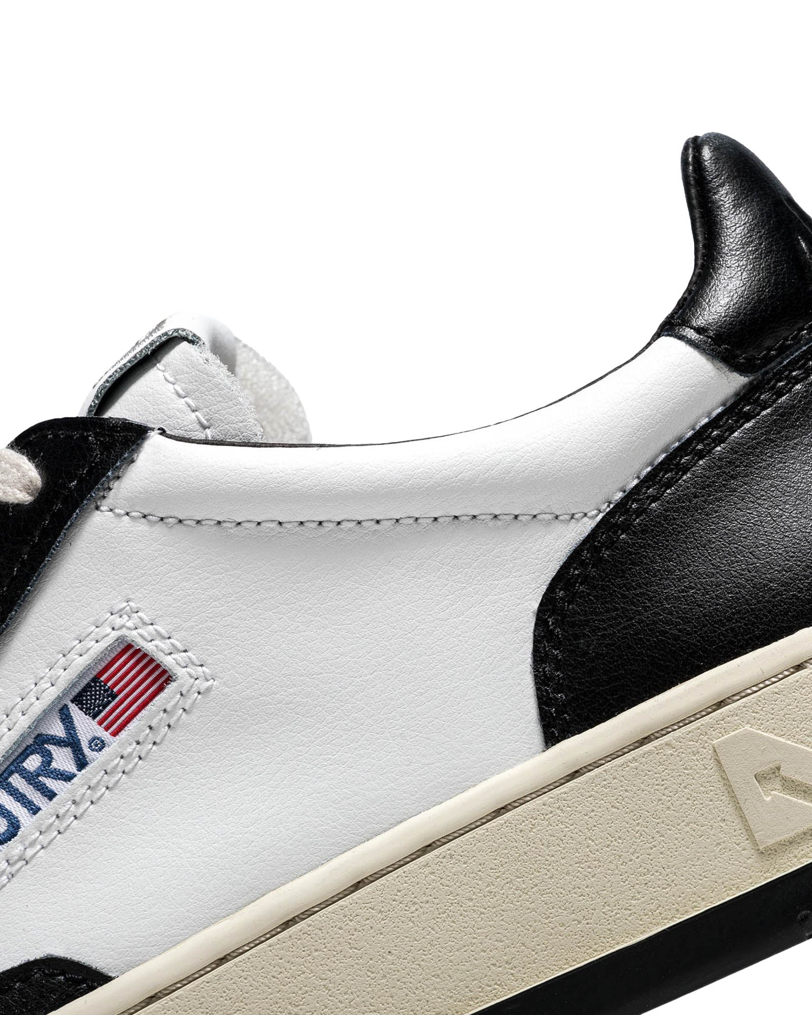 Baskets basses Medalist