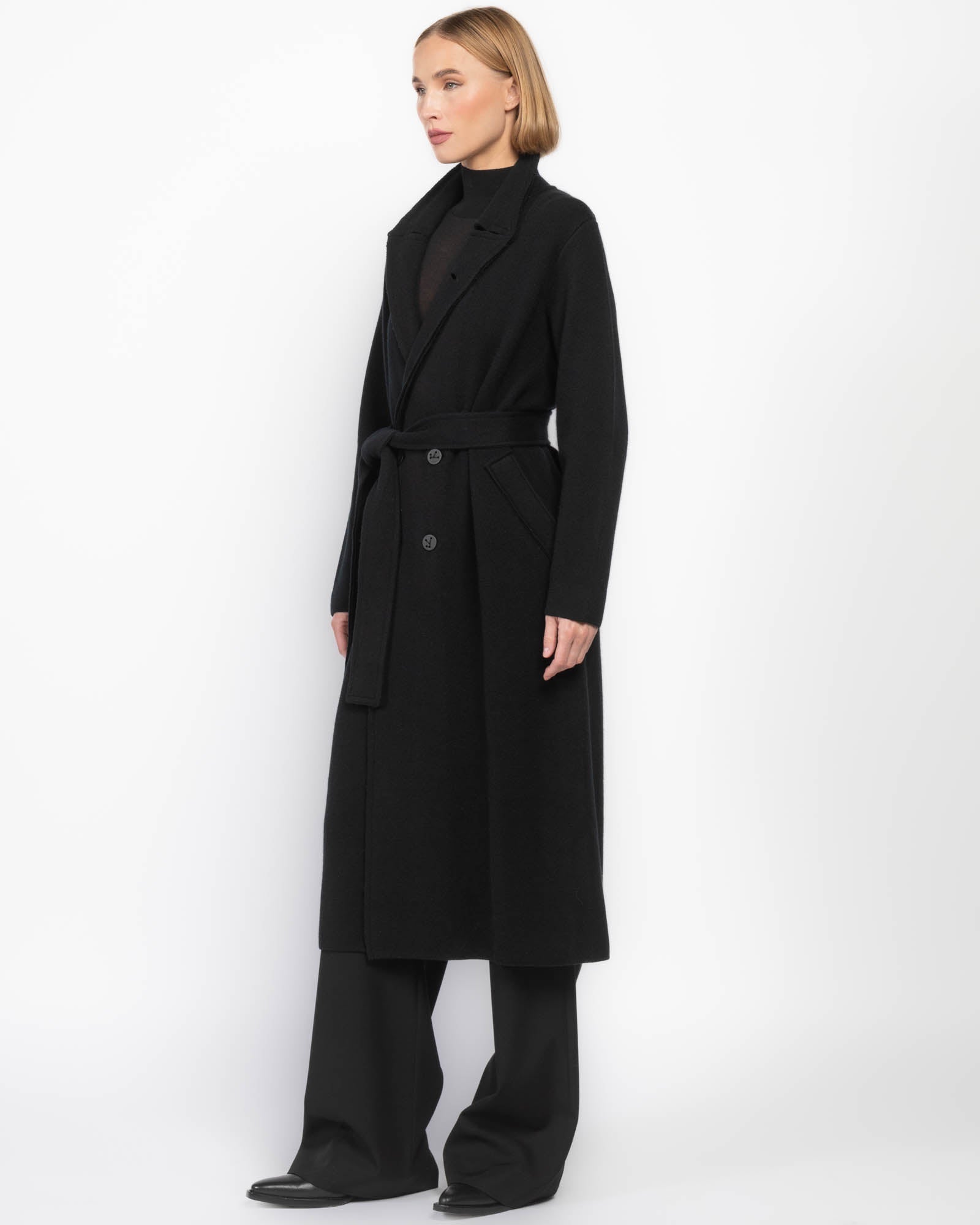 Itumi Coat With Belt