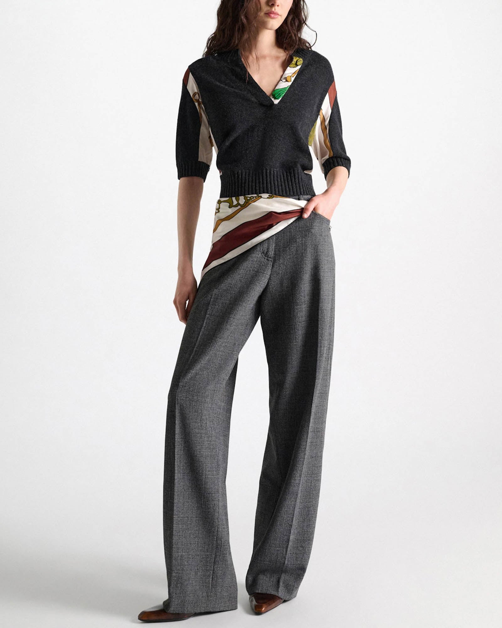 Graphic Twist Pant