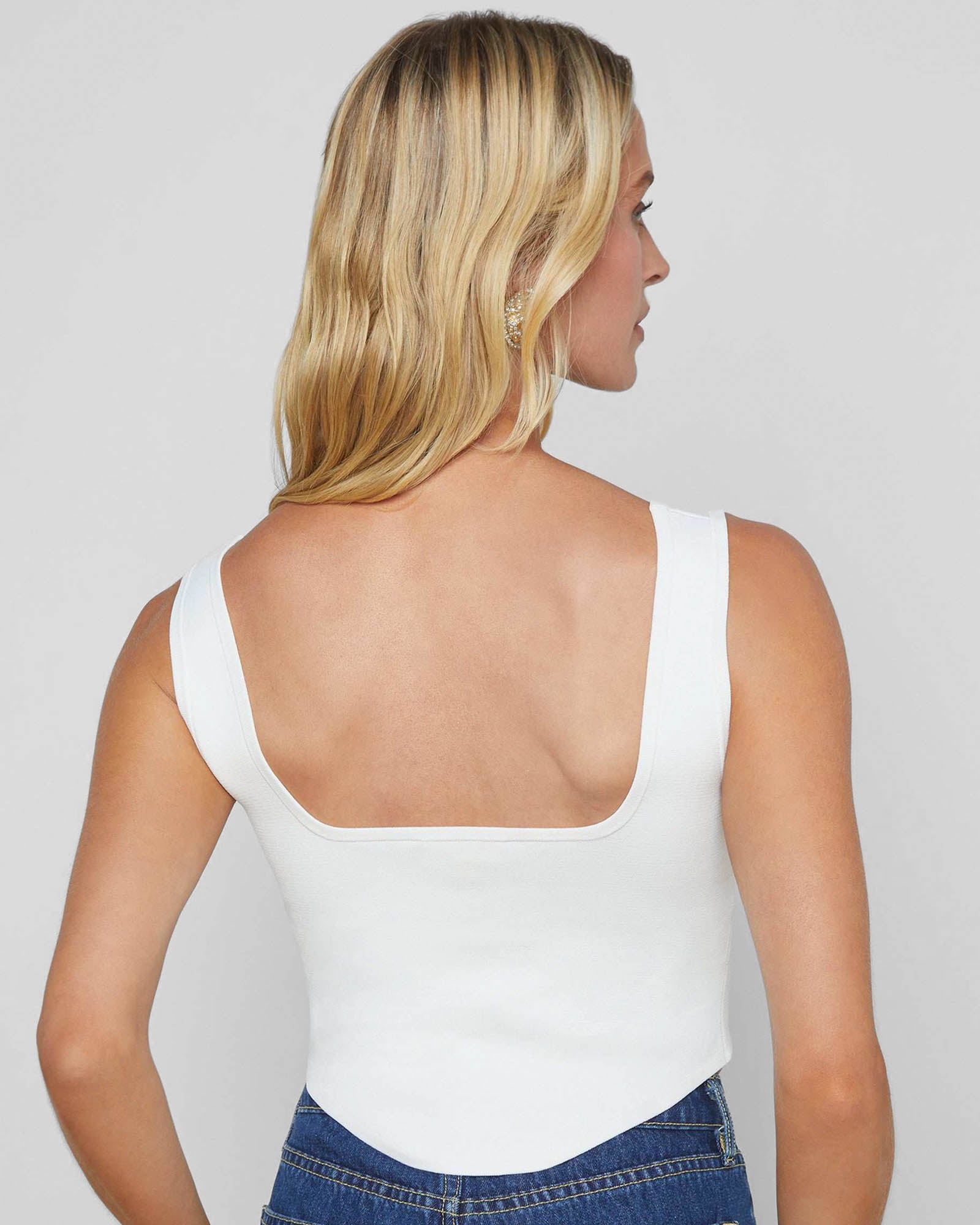 Bustier Saga