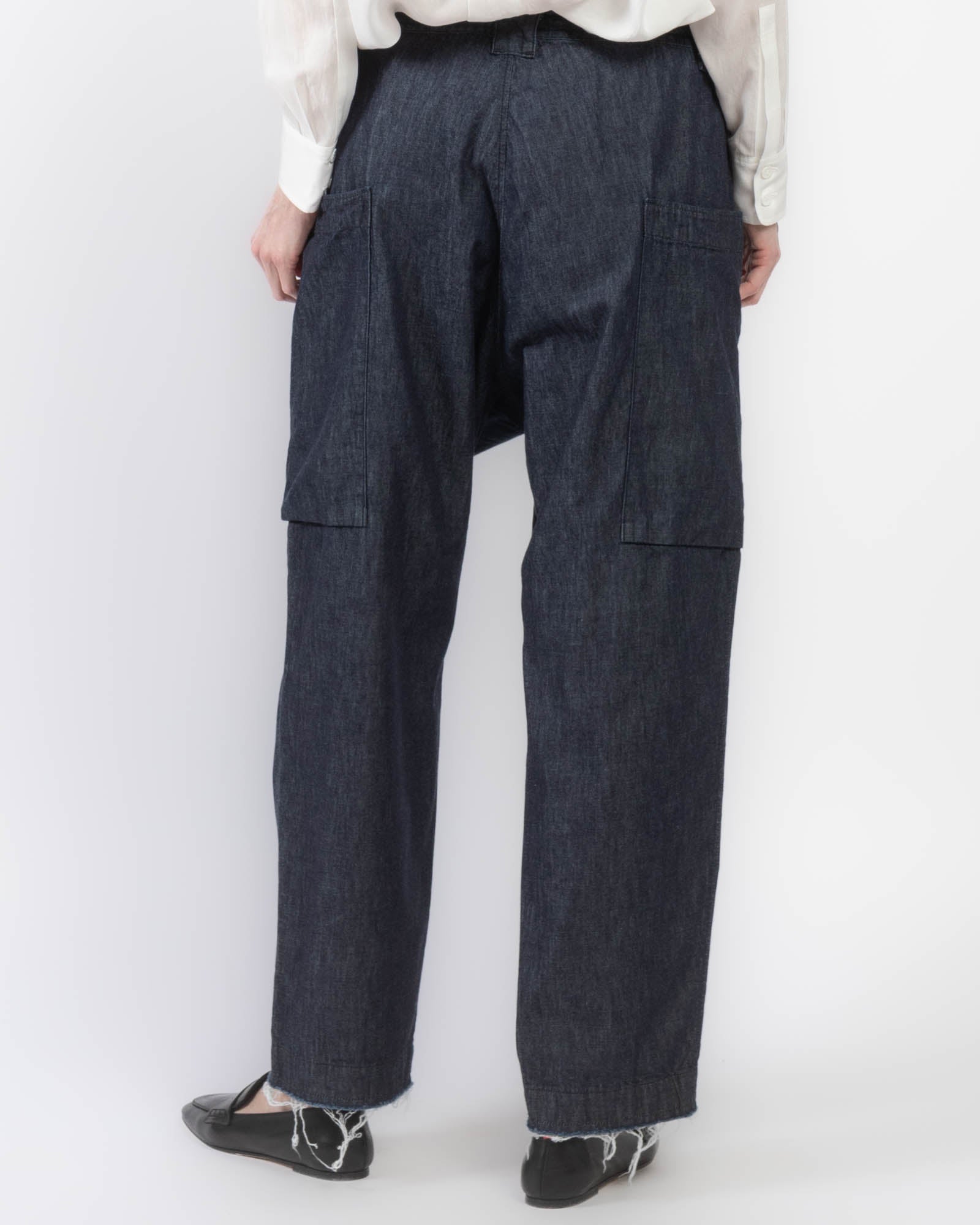 B Pocket Detail Pants