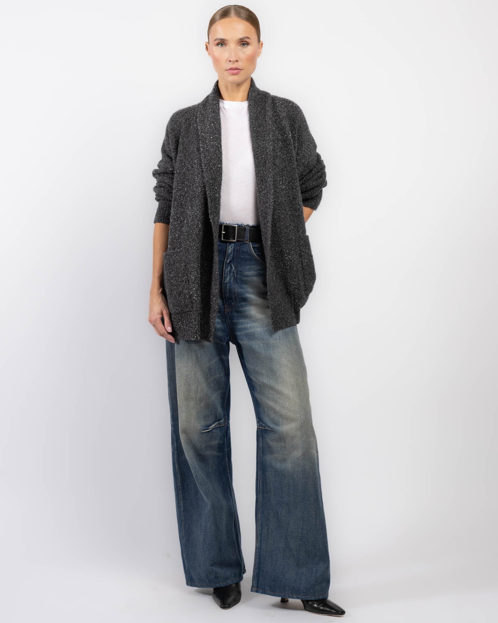 Cardigan Mandal