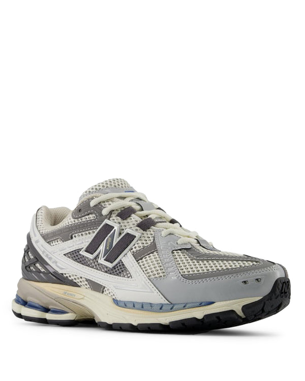 1906 Sneakers