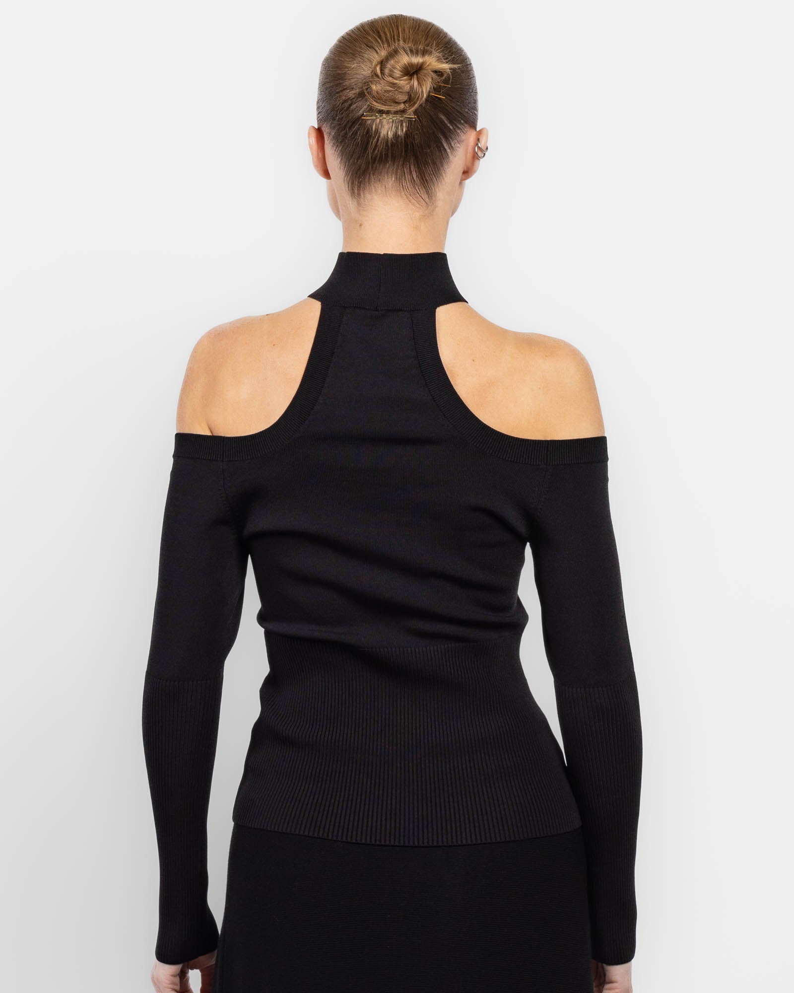 Lila Cold Shoulder Top